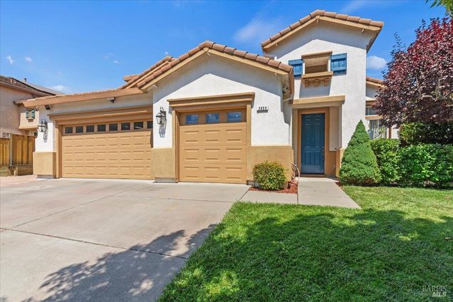 2855 Shelter Hill Drive