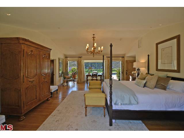 1501 Umeo Road, Pacific Palisades, CA
